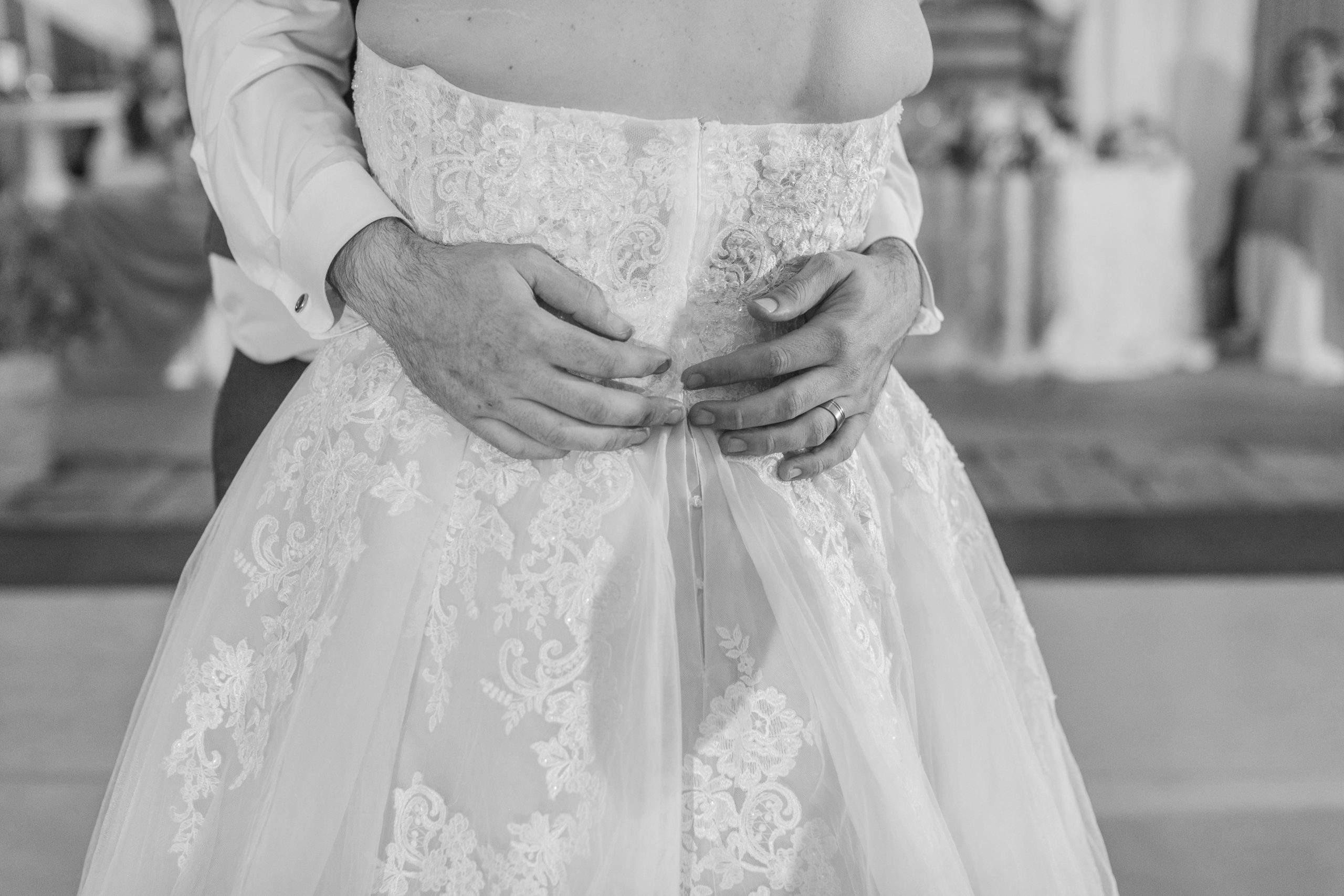 A teal Branch and Vine Wedding first dance