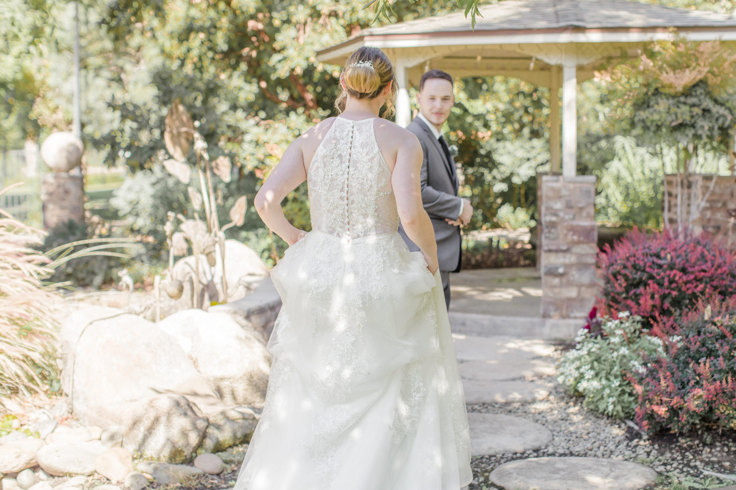 Wolf Lakes Wedding Look