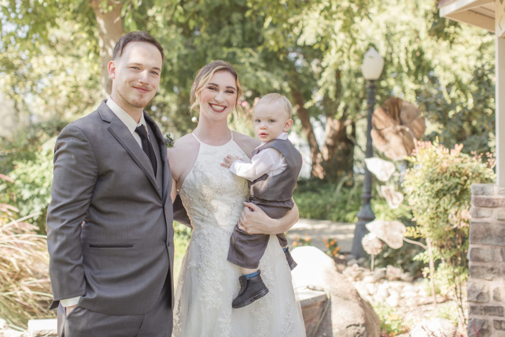 Wolf Lakes Wedding family