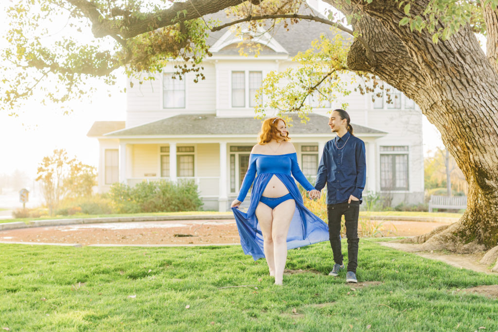 royal blue Maternity portraits at San Joaquin River Parkway